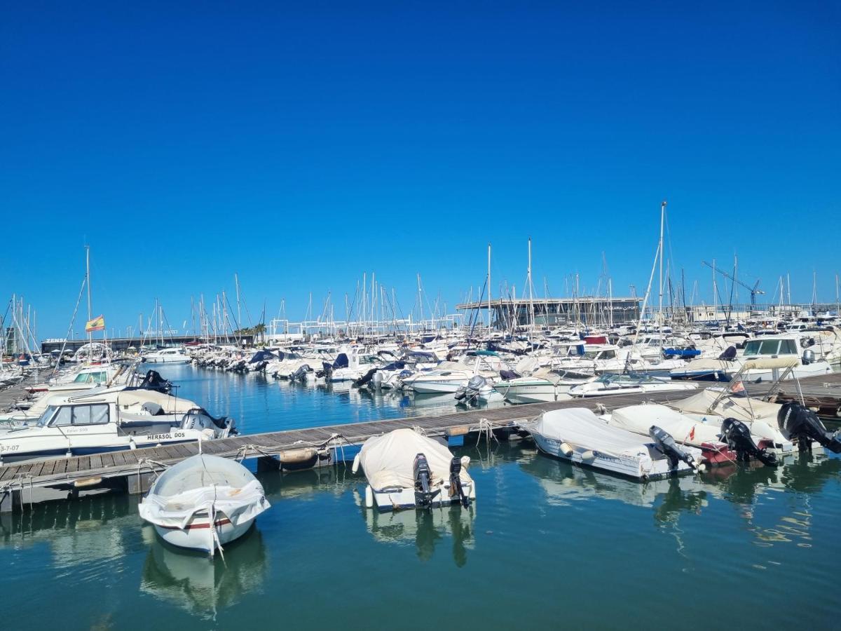 Apartamentos En Denia Frente Al Puerto! Buitenkant foto