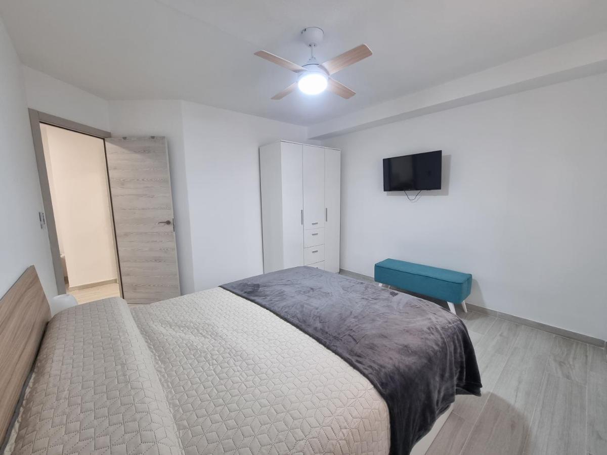 Apartamentos En Denia Frente Al Puerto! Buitenkant foto